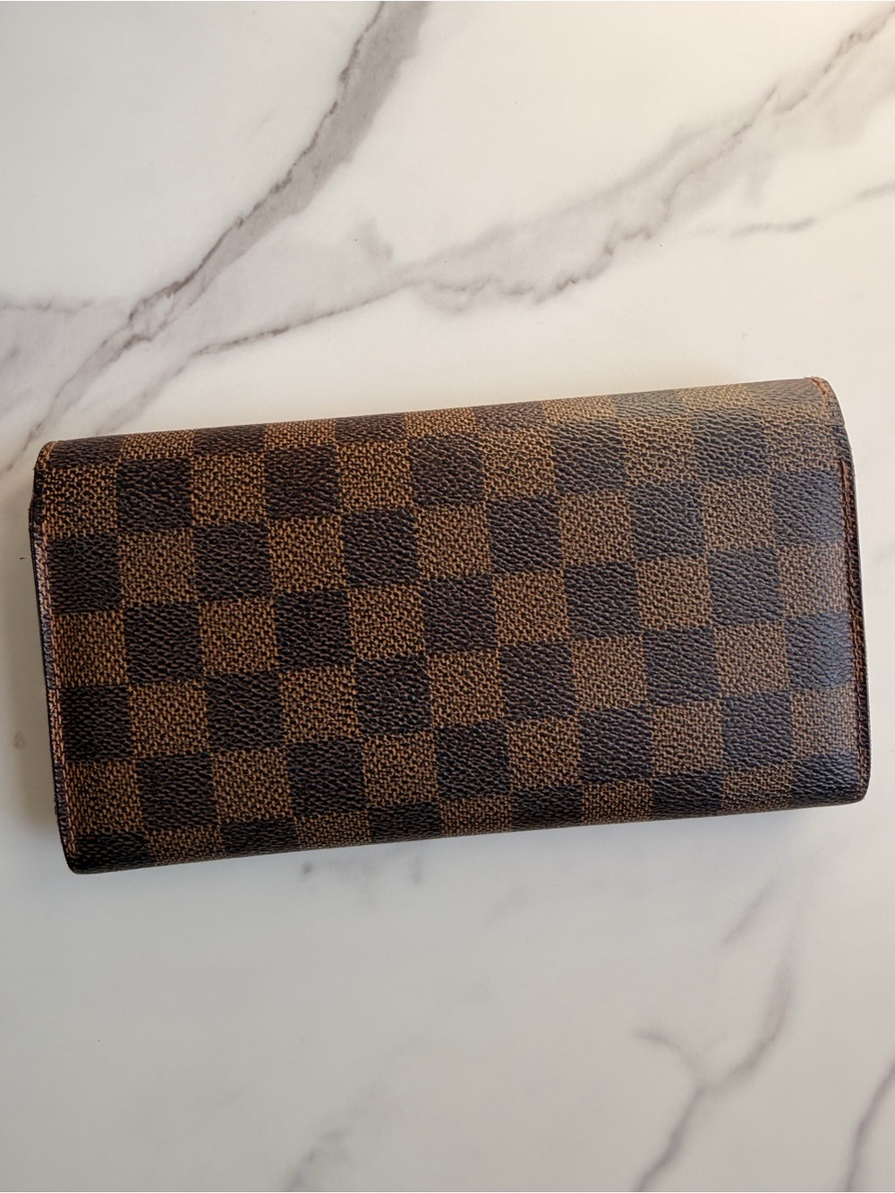Excellent Louis Vuitton Damier Ebene Sarah wallet with strap - Picture 5 of 13